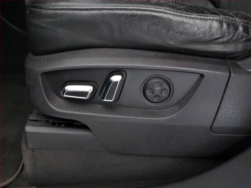 Audi Q7 (2010) S-Line 3.0 TDI, 4X4, Automat - fotka 16 z 21