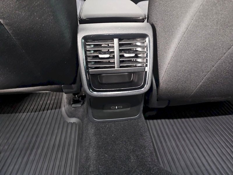 Škoda Octavia (2024) COMBI 1.5TSI 85kW DSG SELECTIO - fotka 23 z 30