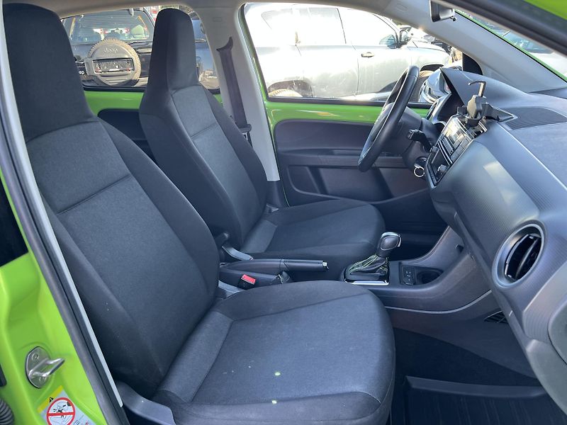 Škoda Citigo e iV 61kw KLIMA TEMPOMAT ALU - fotka 27 z 39