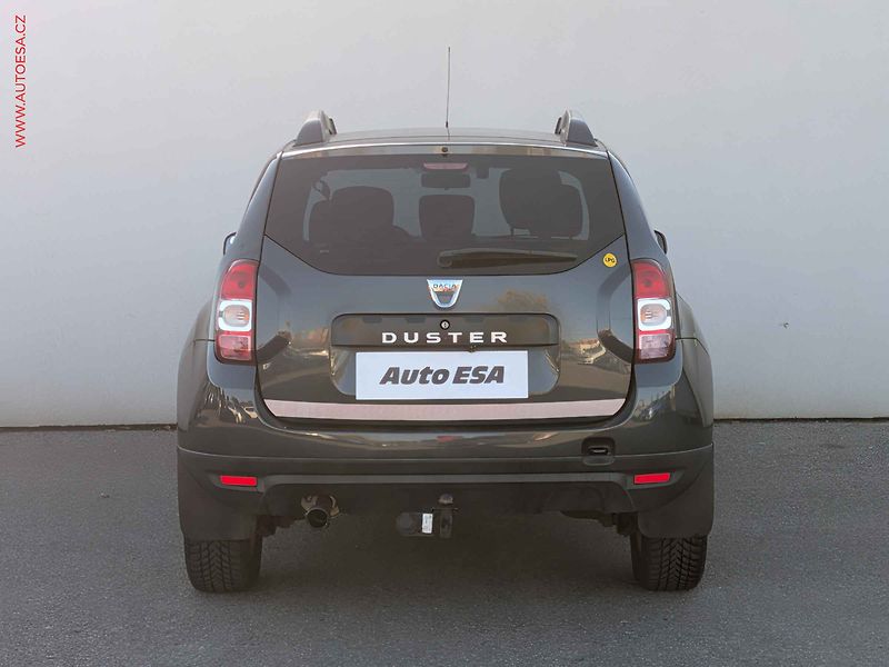 Dacia Duster (2017) 1.6i, ČR, AC, tempo, výhřev - fotka 5 z 16