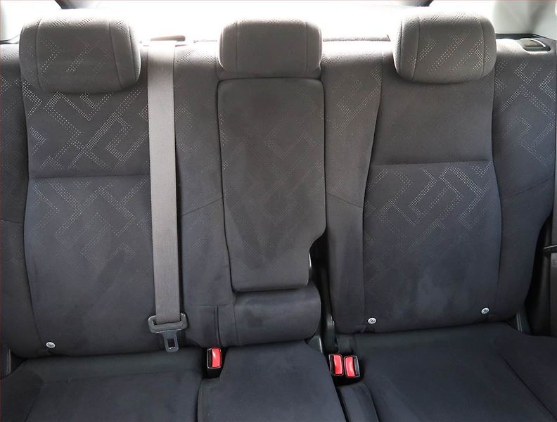 Honda Civic (2012) 1.4 i-VTEC, Tempomat - fotka 10 z 18