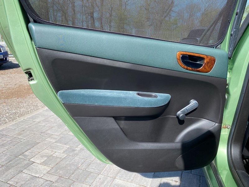 Peugeot 307 (2001) 2.0HDi Koupeno CZ - fotka 10 z 34