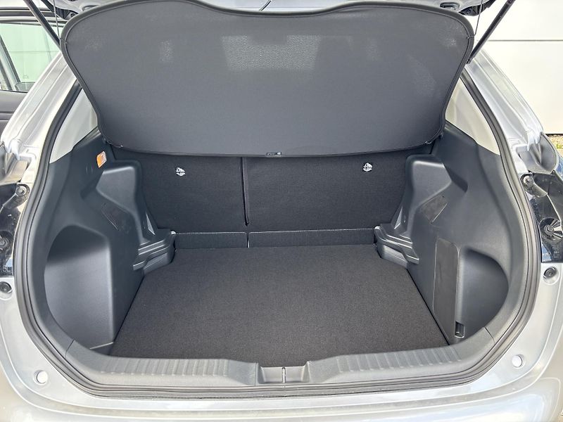 Toyota Yaris Cross (2026) LIMITED EDITION 1,5 HEV AT - fotka 8 z 14