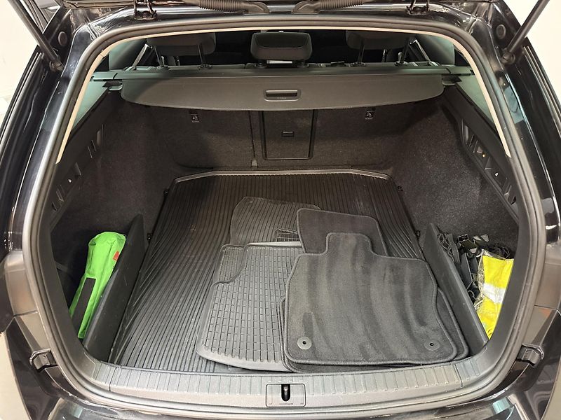 Škoda Octavia 1.5 TSI 110kW Style Combi - fotka 12 z 13