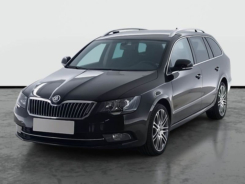Škoda Superb (2015) Comfort 2.0 TDI, Navi, Xenony - fotka 2 z 21