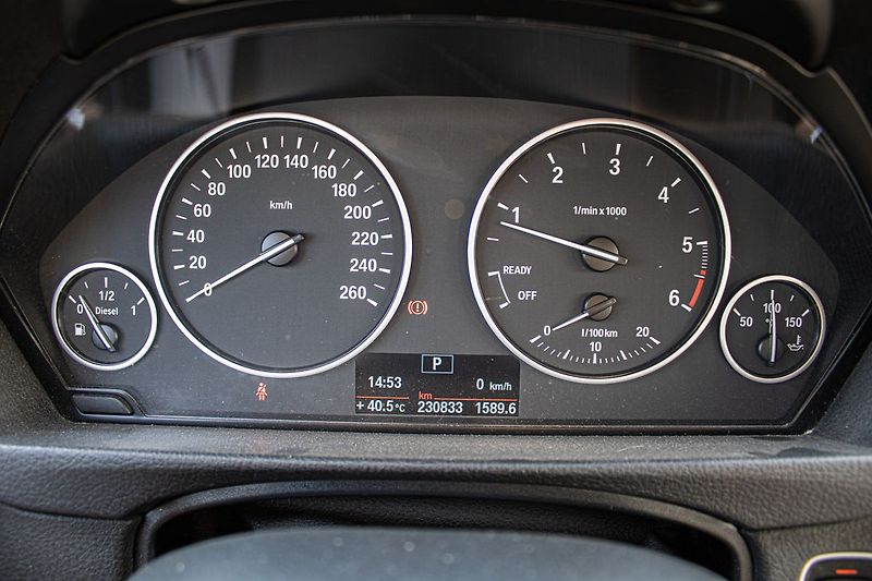 BMW Řada 3 Nová STK - fotka 13 z 23