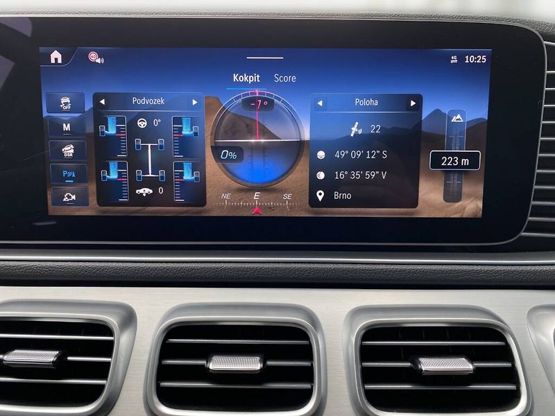 Mercedes-Benz GLE (2025) 300 d 4MATIC - fotka 22 z 28