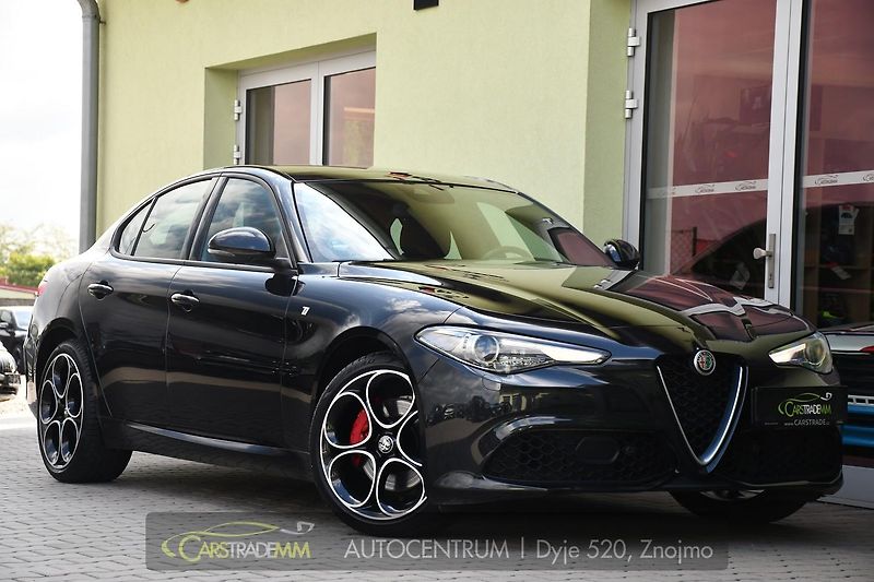 Alfa Romeo Giulia 2.2JTDm 154kw Ti - fotka 7 z 53