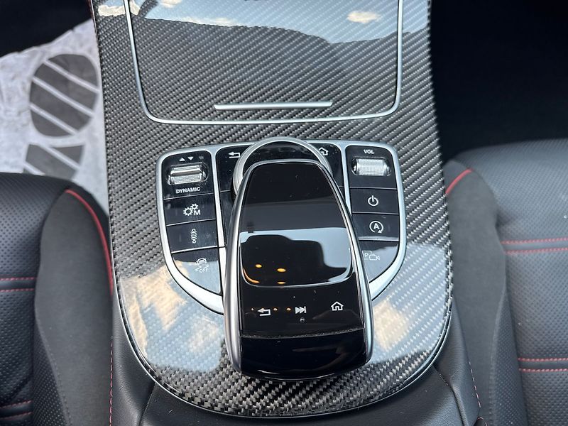 Mercedes-Benz Třídy E E43 AMG 4MATIC - fotka 16 z 21