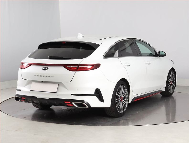 Kia Pro_Ceed (2021) GT 1.6 T-GDI, Automat, ČR - fotka 5 z 23