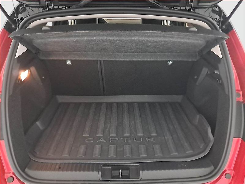 Renault Captur (2022) 1.3 TCe - fotka 14 z 16