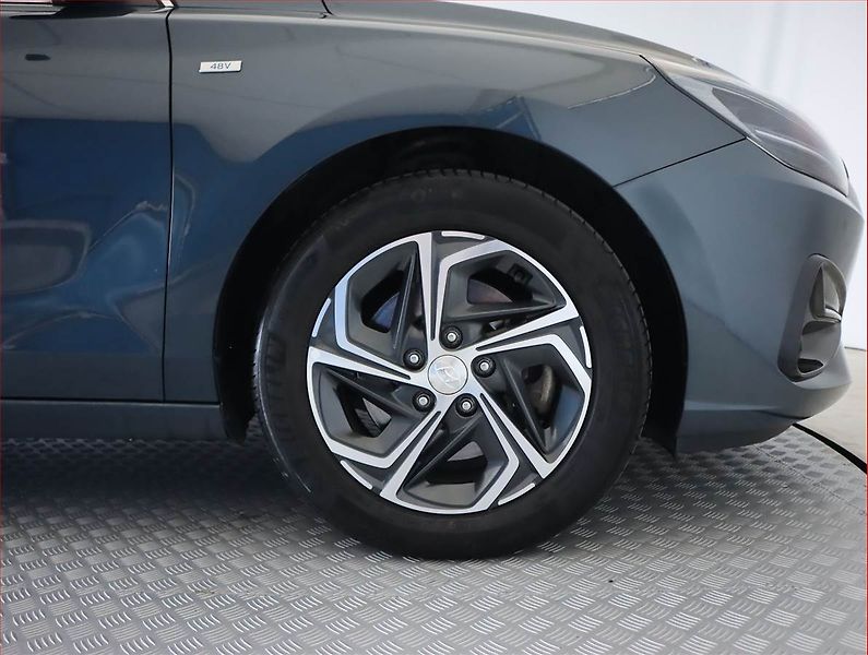 Hyundai i30 (2022) 1.5 T-GDI MHEV, Serv.kniha - fotka 15 z 20