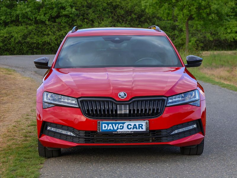 Škoda Superb 2,0 TDI DSG Sportline LED DPH - fotka 2 z 39