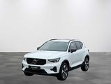 Volvo XC40 (2026) B3 FWD PLUS DARK,HARMAN KARDON - náhled 1
