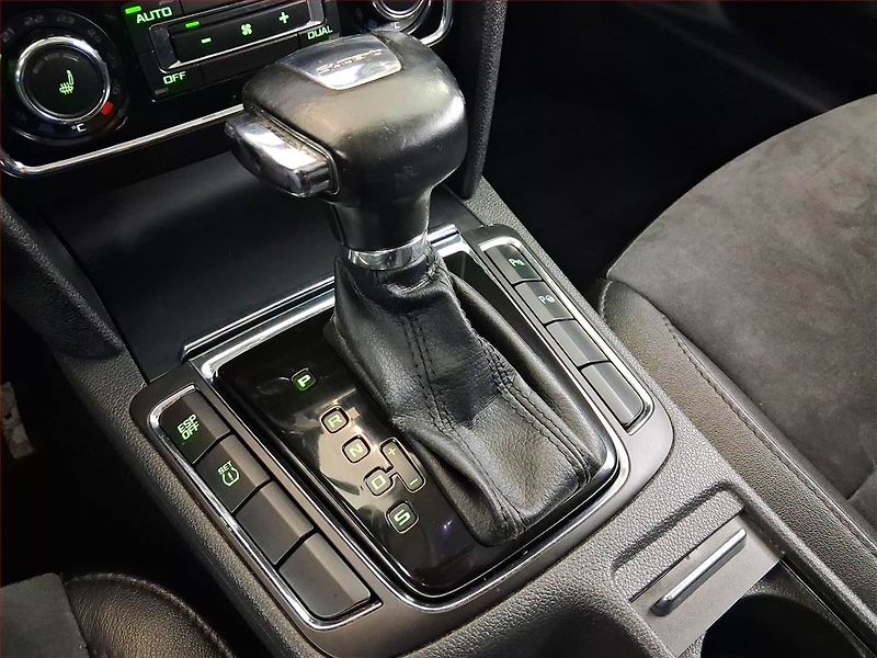 Škoda Superb (2009) 3.6 FSI V6, 4X4, Automat - fotka 13 z 23