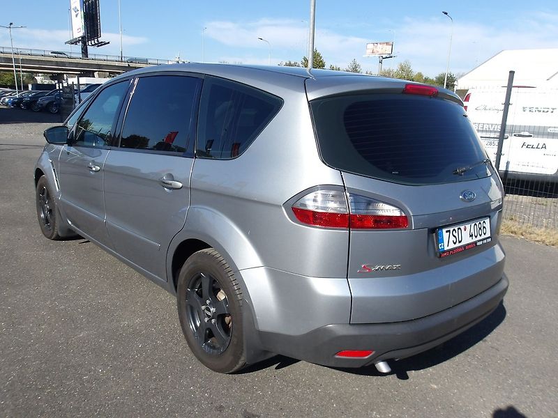 Ford S-MAX 2,0i 107kW ! KRASAVEC !!! - fotka 5 z 32