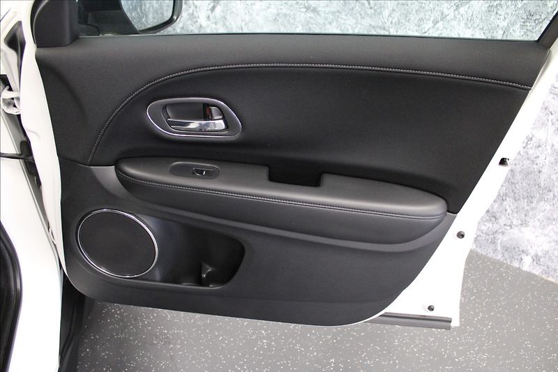 Honda HR-V 1,6 i-DTEC PANORAMA 1.majitel - fotka 8 z 32