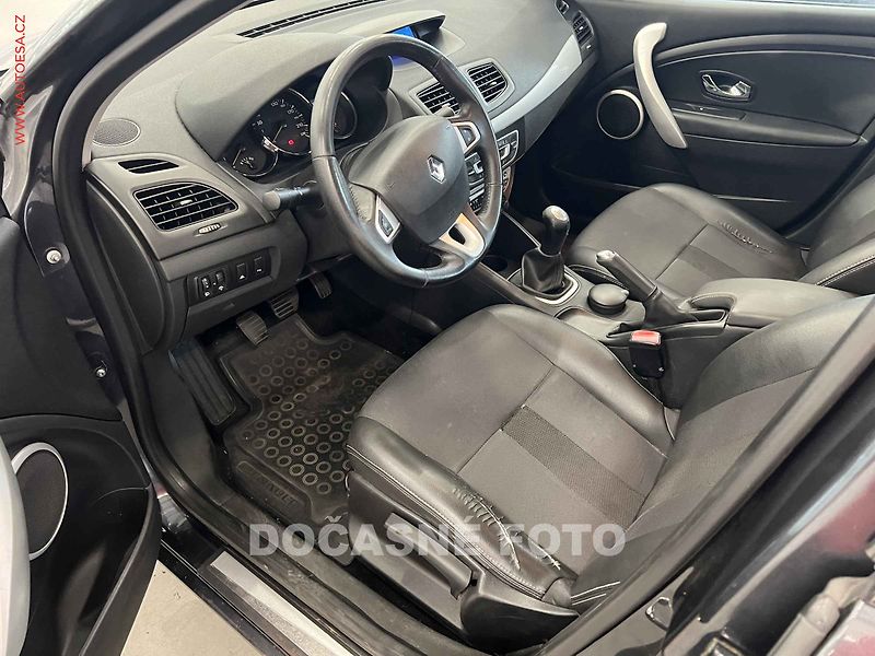 Renault Fluence (2012) 1.6i 16V, 2.maj,ČR, AC, temp - fotka 3 z 3