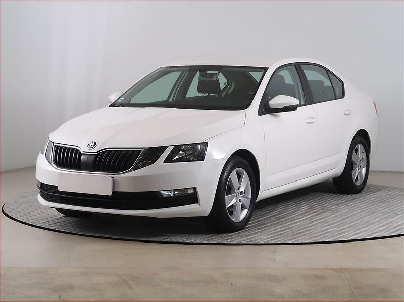Škoda Octavia (2017) 1.6 TDI, Serv.kniha, Tempomat - fotka 2 z 14