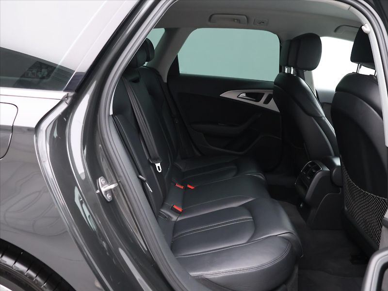 Audi A6 3.0 TDI 160kW Quattro S Tronic - fotka 13 z 28