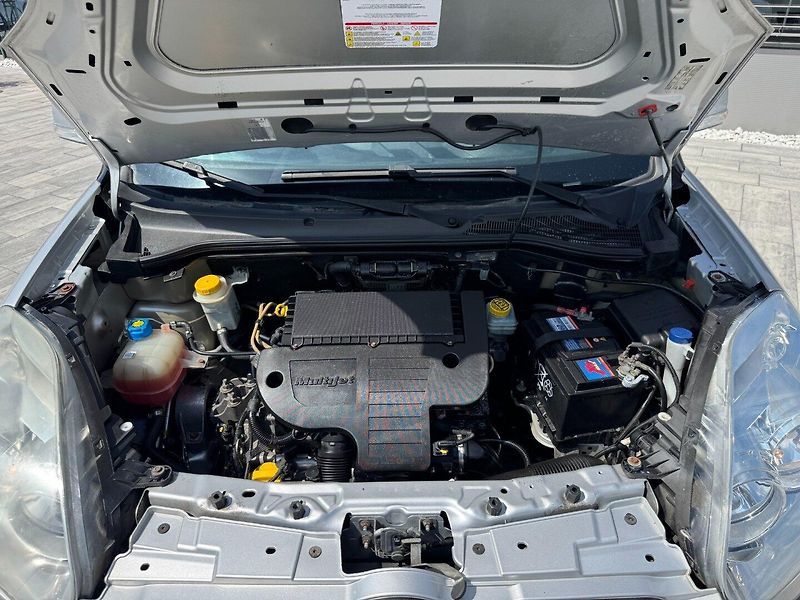 Fiat Dobló (2011) 1.3 JTD 66kW - fotka 25 z 25