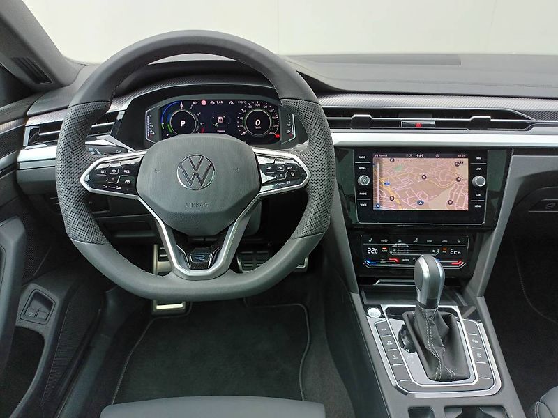 Volkswagen Arteon Shooting Brake (2024) Arteon SB R-Line 1.4 TSI 115 / - fotka 8 z 29