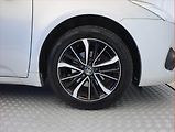 Toyota Avensis (2018) 1.8 Valvematic, Automat - náhled 15