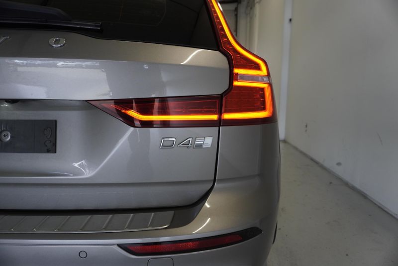 Volvo V60 2,0 D4 POLESTAR INSCRIPTION - fotka 10 z 35