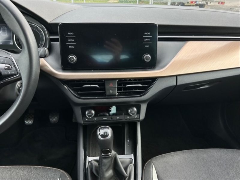 Škoda Scala 1,0 TSI 81 Style - fotka 10 z 11