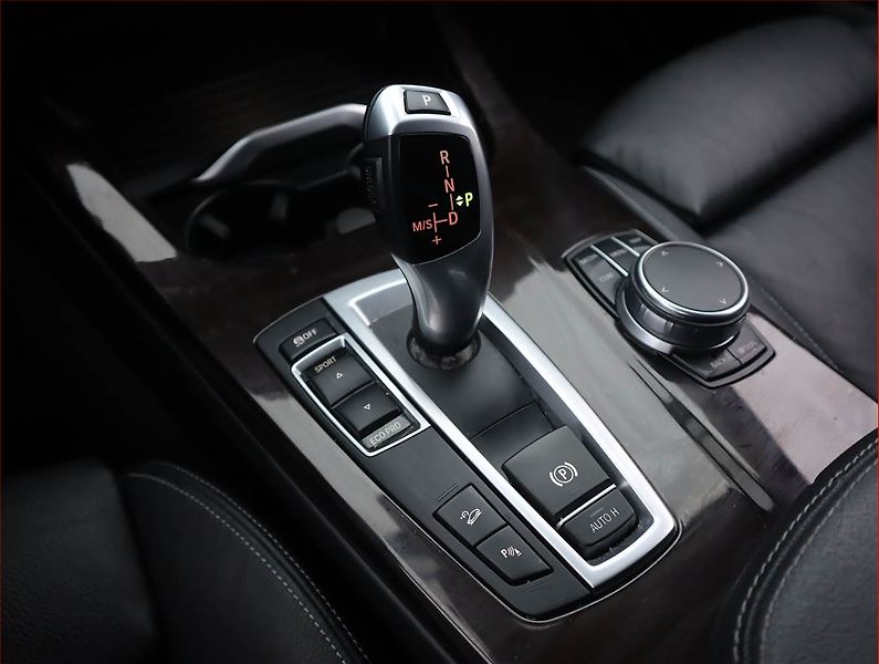 BMW X4 (2017) xDrive20d, 4X4, Automat - fotka 13 z 22