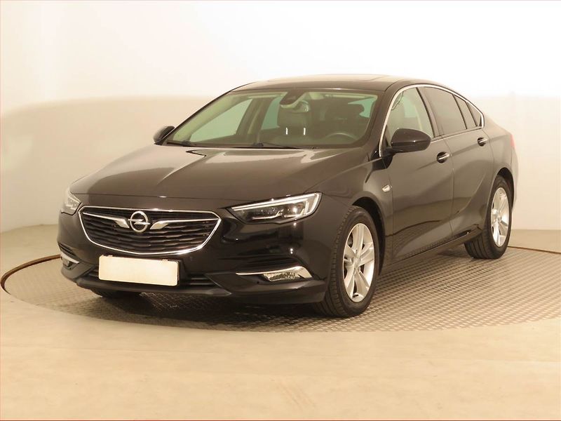 Opel Insignia (2017) 1.6 CDTI, Automat, Serv.kniha - fotka 2 z 17