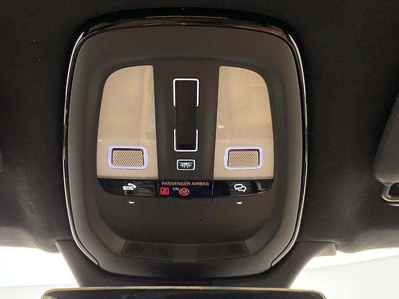 Volvo XC90 B5 AWD BRIGHT ULTRA REZERVACE - fotka 32 z 66