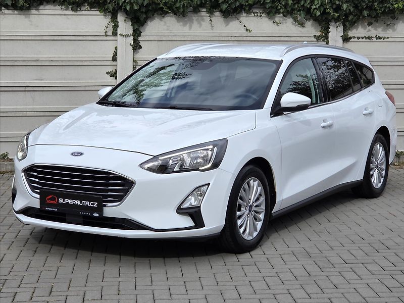 Ford Focus 1,5 EcoBoost 110kW AT Titanium - fotka 3 z 22