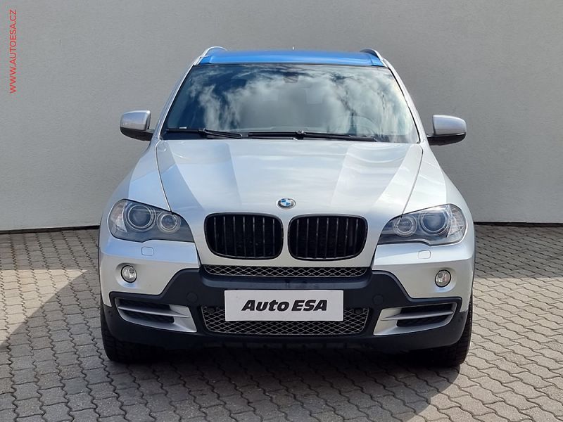 BMW X5 (2009) 3.0 D - fotka 2 z 3