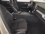 Volvo XC60 (2018) Momentum D4 - náhled 9