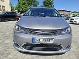 Chrysler Pacifica (2018) 3,6L Hybrid, krásný stav  - náhled 1