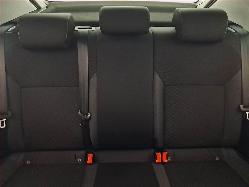 Škoda Rapid (2014) Ambition 1.2 TSI - fotka 10 z 17