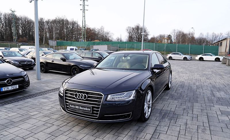Audi A8 3.0 TDI Quattro/Tiptr./Matrix - fotka 2 z 48