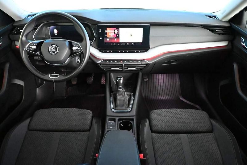 Škoda Octavia (2021) 2.0 LED CLEVER Virtual Tažné K - fotka 12 z 35
