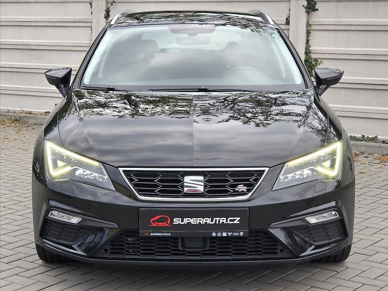 Seat Leon 1,8 TSi FR Full LED DCC 16V ST - fotka 2 z 25