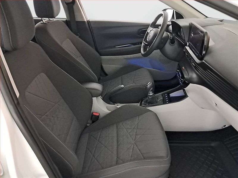 Hyundai Bayon (2023) 1.0 T-GDI, ČR,1.maj - fotka 9 z 19