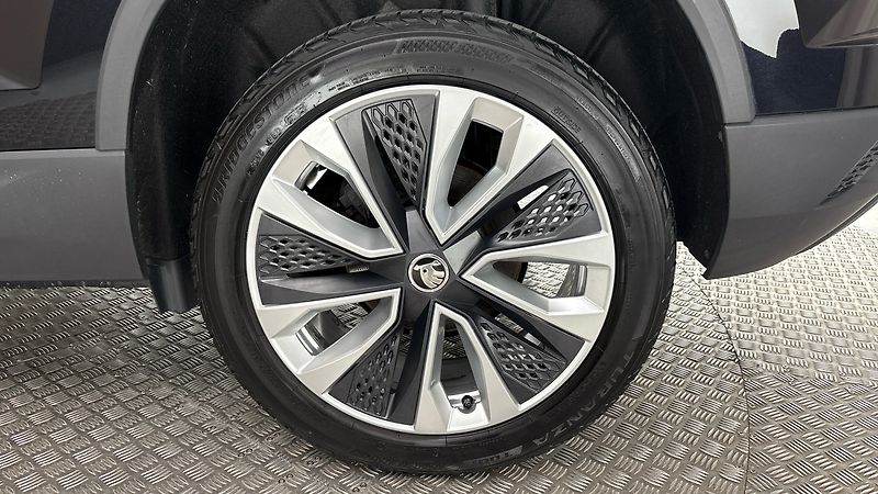 Škoda Karoq 2.0 TDI DSG Style - fotka 19 z 28