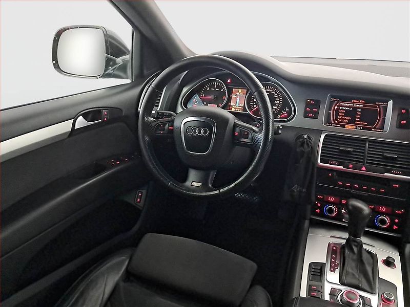 Audi Q7 (2009) S-Line 3.0 TDI, 4X4, Automat - fotka 7 z 21