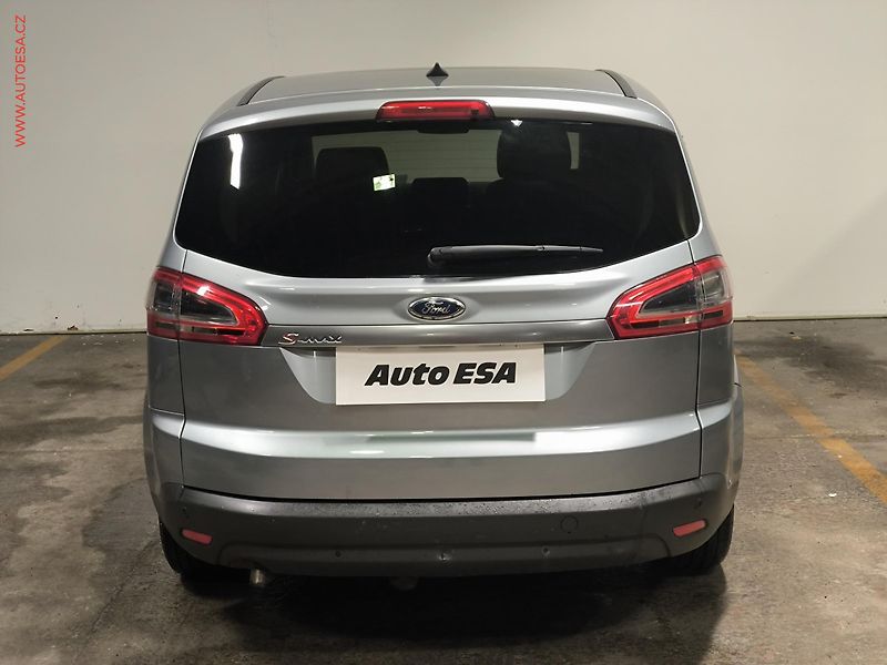 Ford S-MAX (2011) 2.0 TDCi, Titanium, navi - fotka 5 z 16