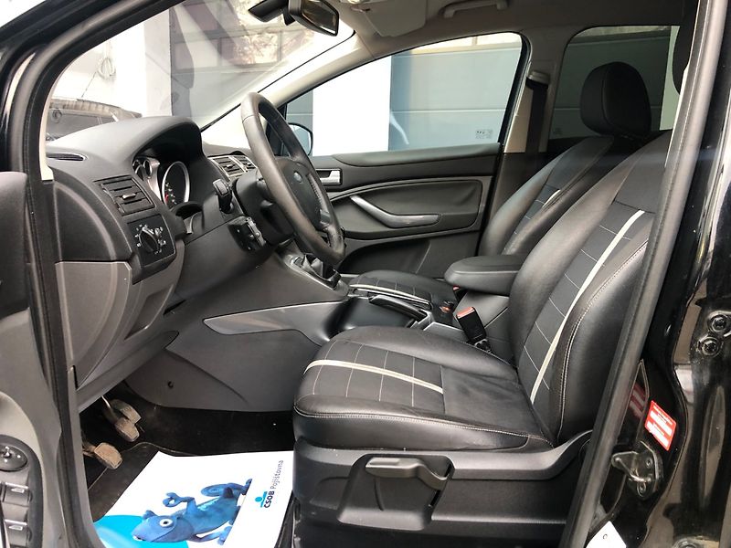 Ford Kuga (2010) 2.0TDCi 4x4 - fotka 9 z 33