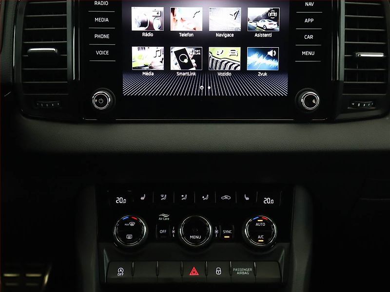 Škoda Karoq (2022) Sportline 1.5 TSI - fotka 10 z 17