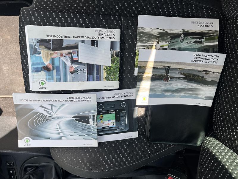 Škoda Fabia (2012) RS 1,4 TSi 132 Kw DSG  ČR!!! - fotka 20 z 20