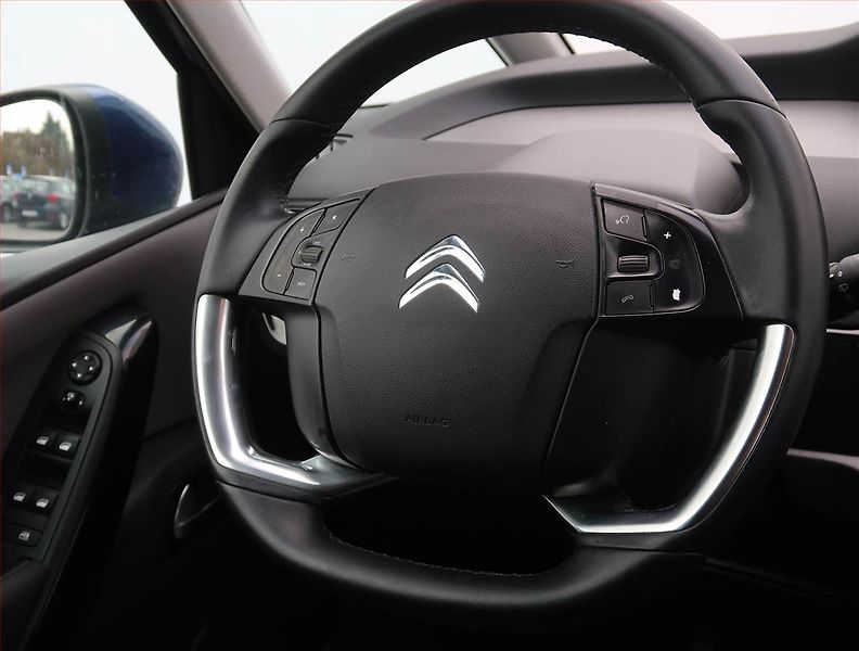 Citroën C4 Picasso (2017) 1.6 BlueHDi, Serv.kniha, Navi - fotka 18 z 18