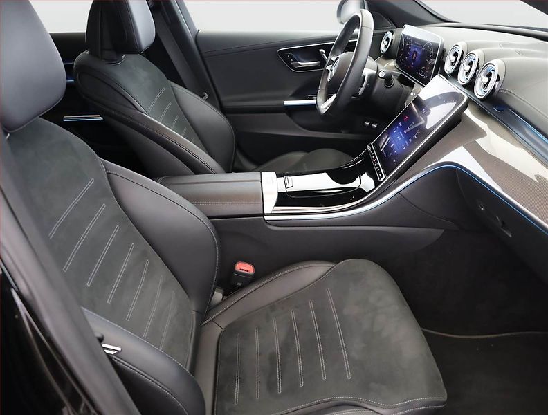 Mercedes-Benz Třídy C (2023) C 300 e - fotka 7 z 23