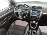 Škoda Octavia (2010) RS 2.0 TDI, Xenony, Tempomat - náhled 7